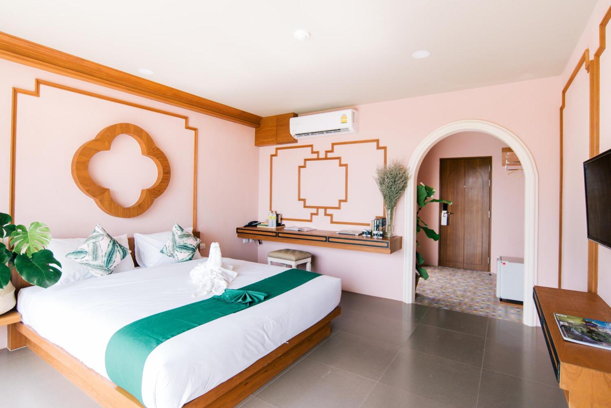 The Pineapple Hotel Krabi town Esterno foto