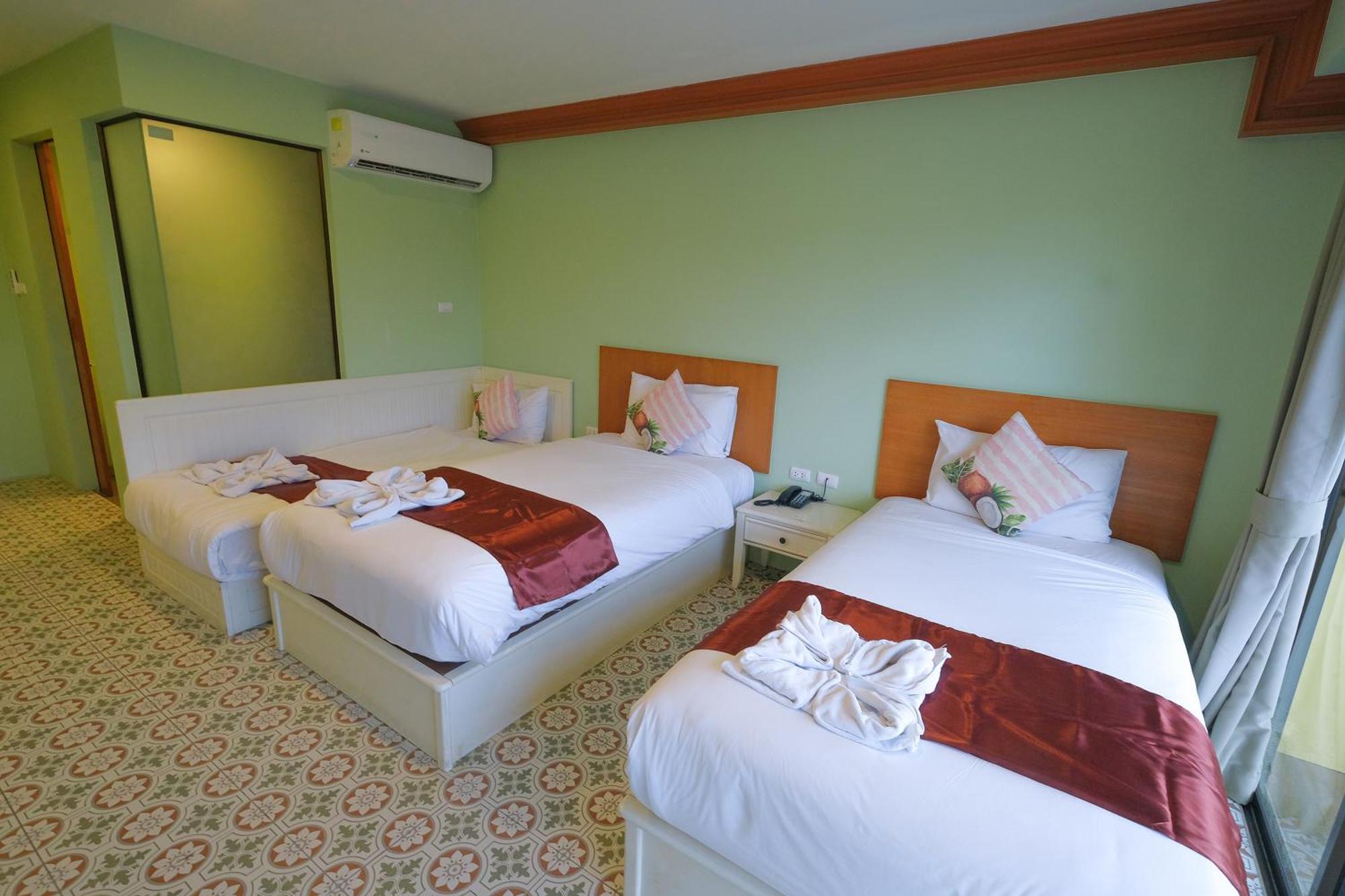The Pineapple Hotel Krabi town Esterno foto