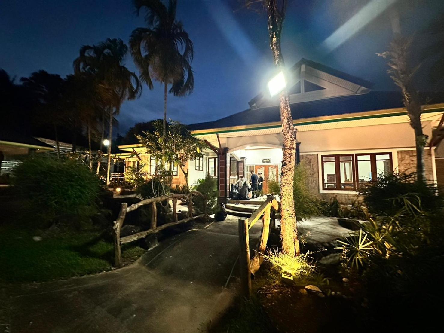 The Pineapple Hotel Krabi town Esterno foto