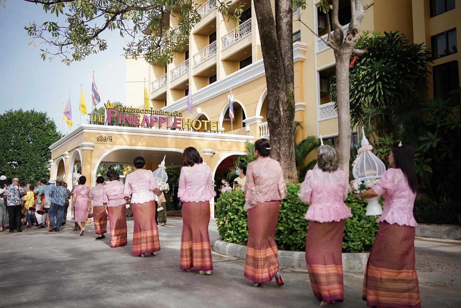 The Pineapple Hotel Krabi town Esterno foto
